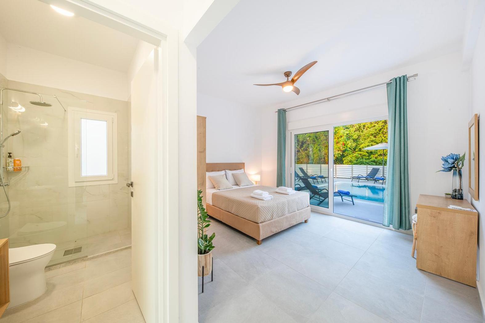 Villa Ami, Roda, Corfu: 10 Guests, Heated Pool, Private Mini Golf, Pool Table & More!! Exterior photo