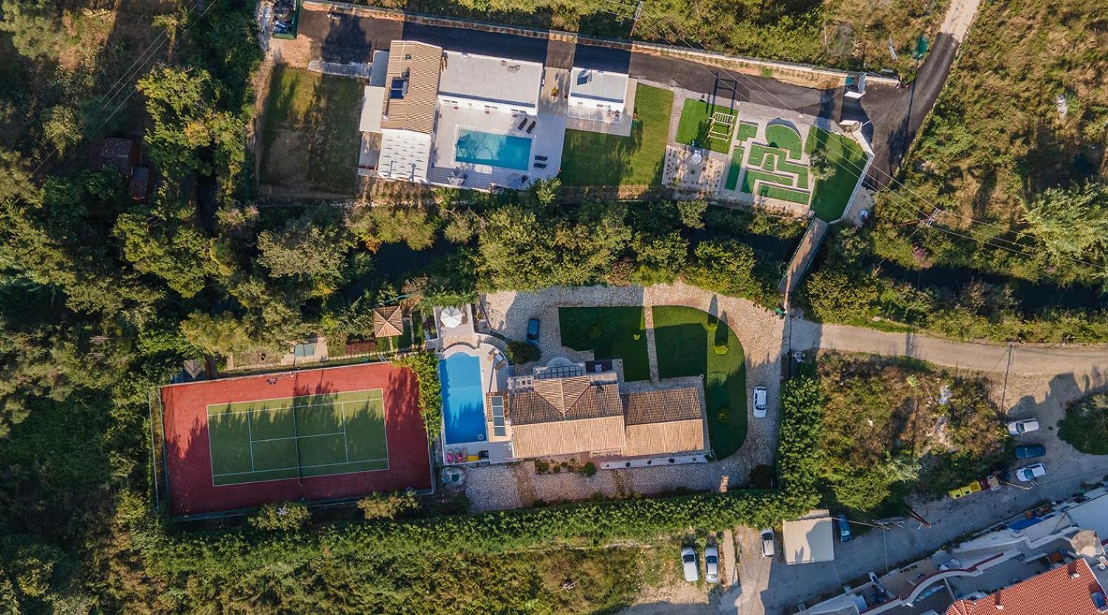 Villa Ami, Roda, Corfu: 10 Guests, Heated Pool, Private Mini Golf, Pool Table & More!! Exterior photo